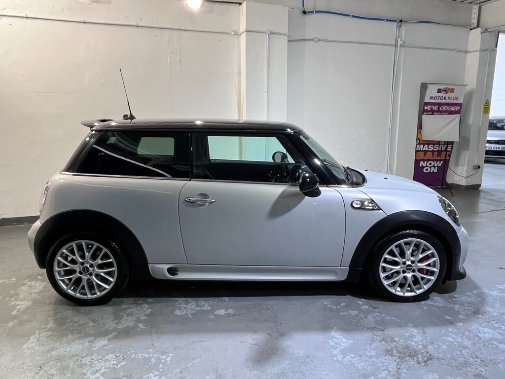 MINI Hatch Listing Image