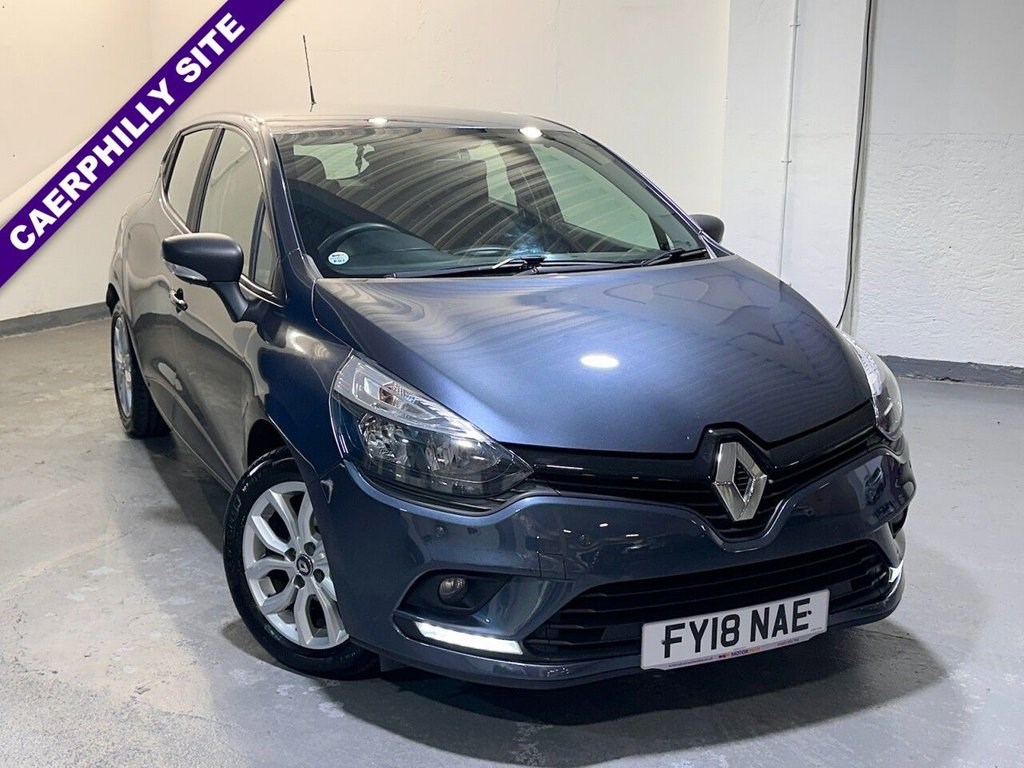 Renault Clio Listing Image