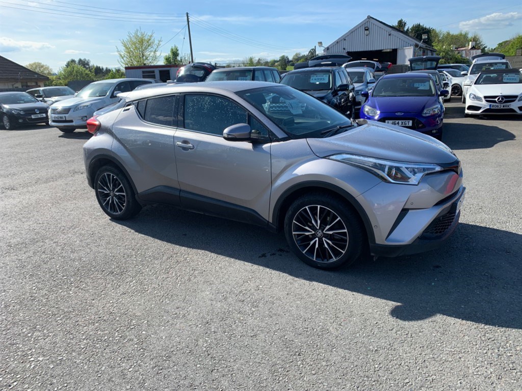 Toyota C-HR Listing Image