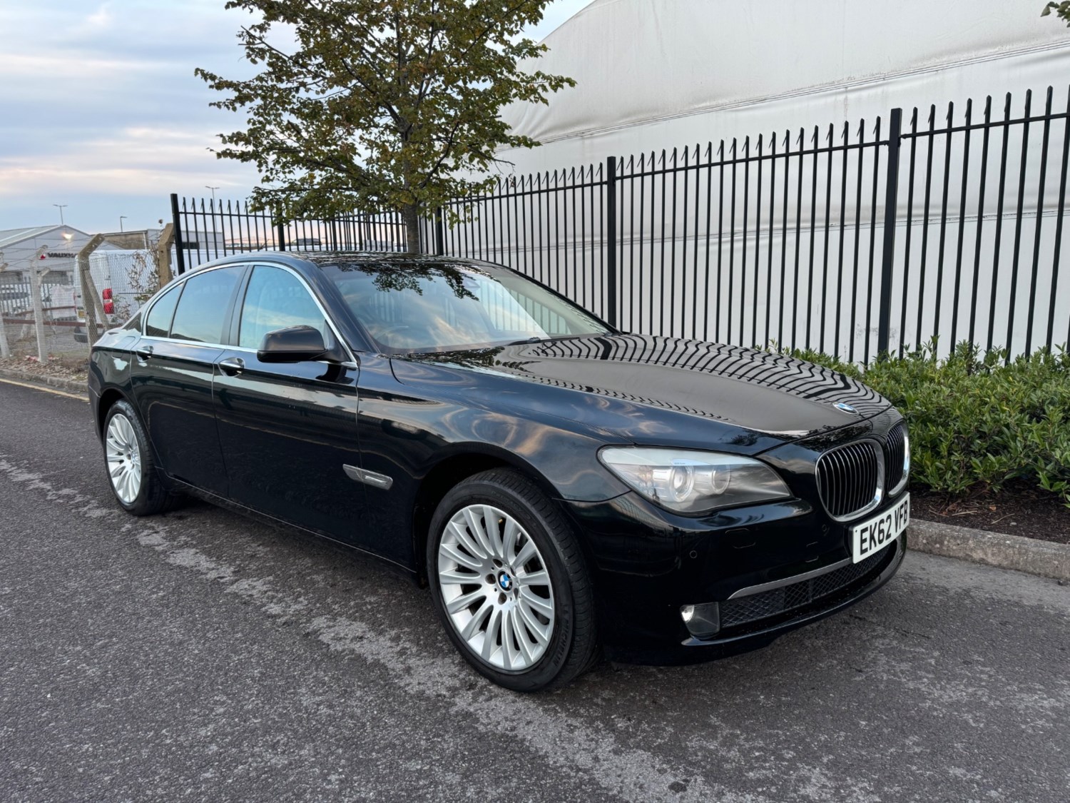 BMW 7 Series Listing Image