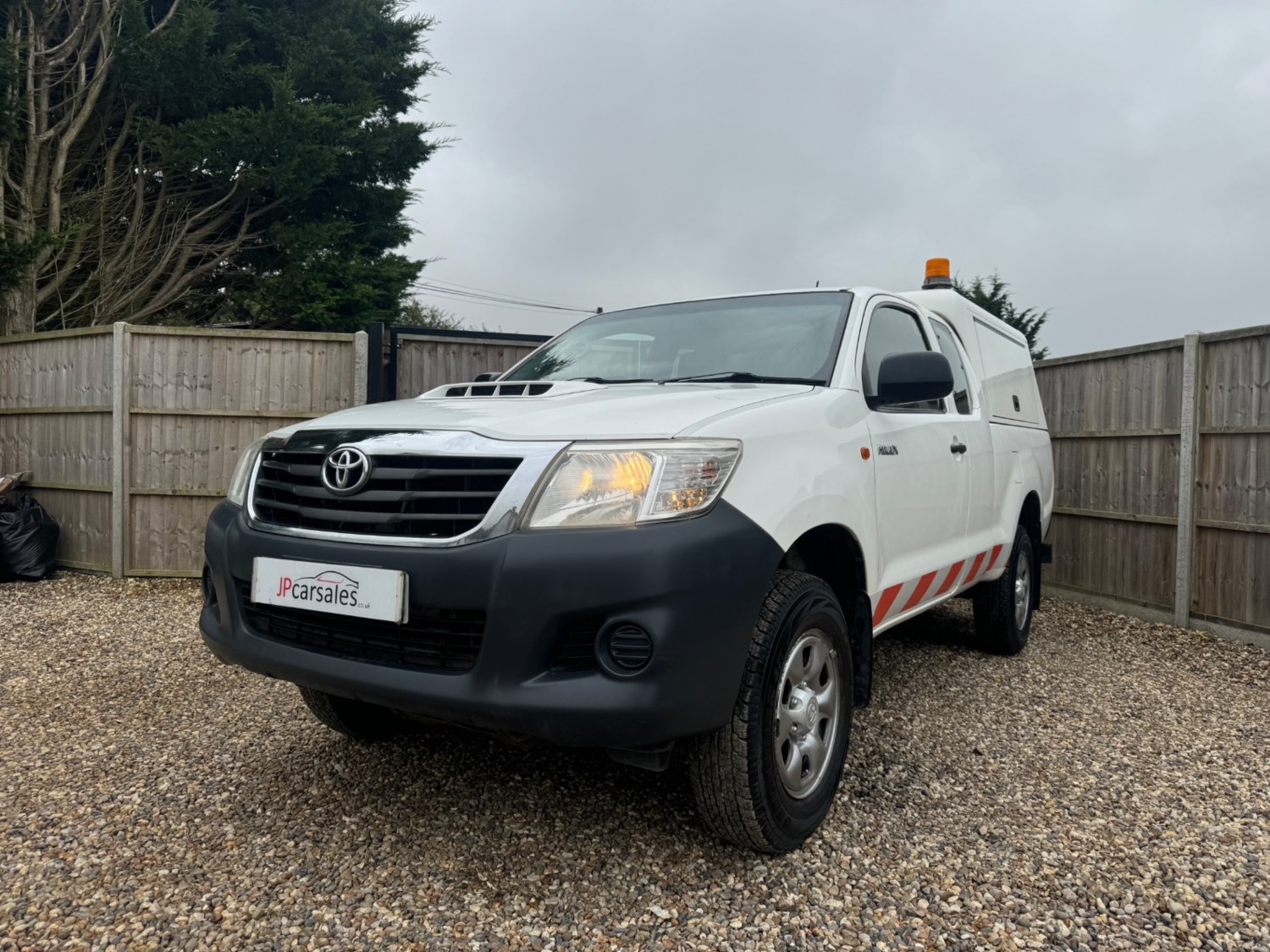 Toyota Hilux Listing Image