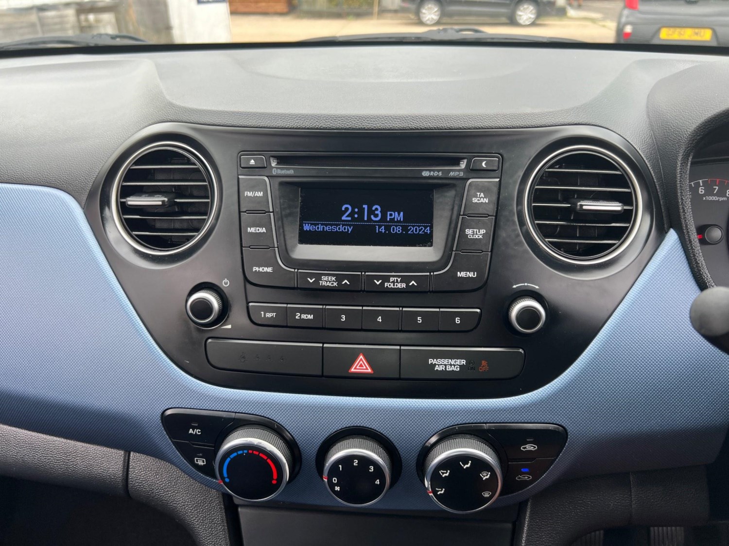 Hyundai i10 Listing Image