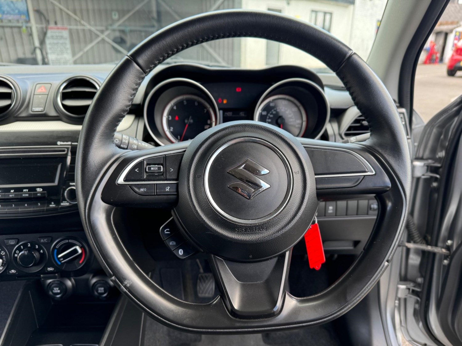 Suzuki Swift Listing Image