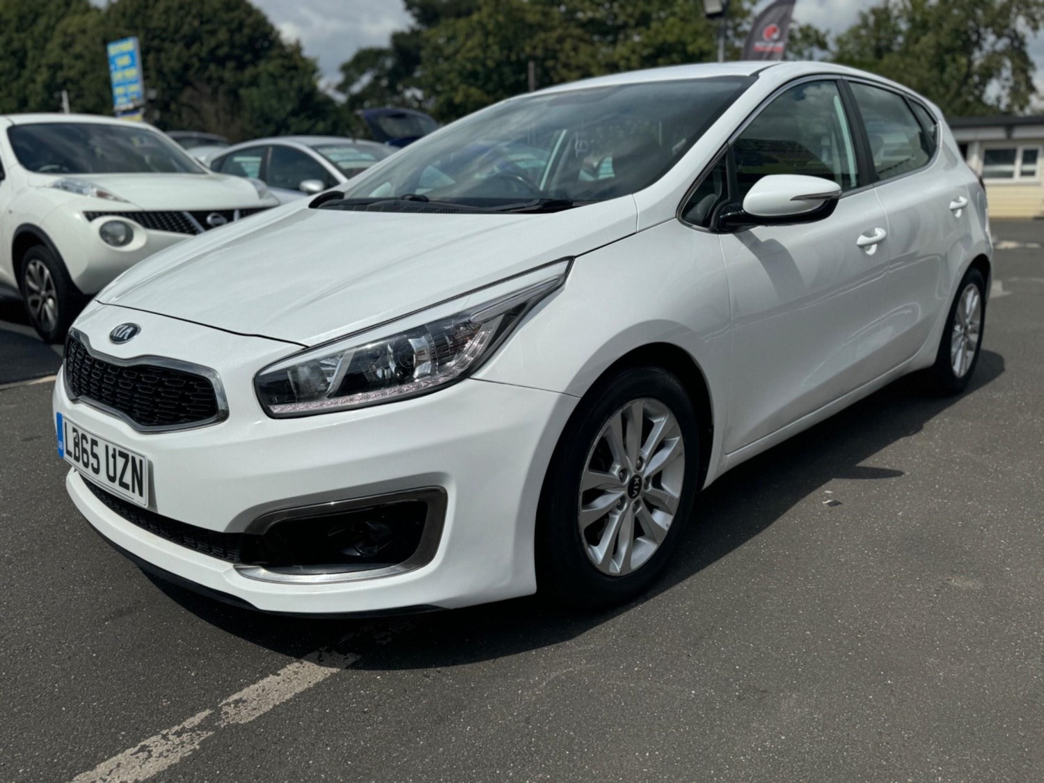 Kia Ceed Listing Image