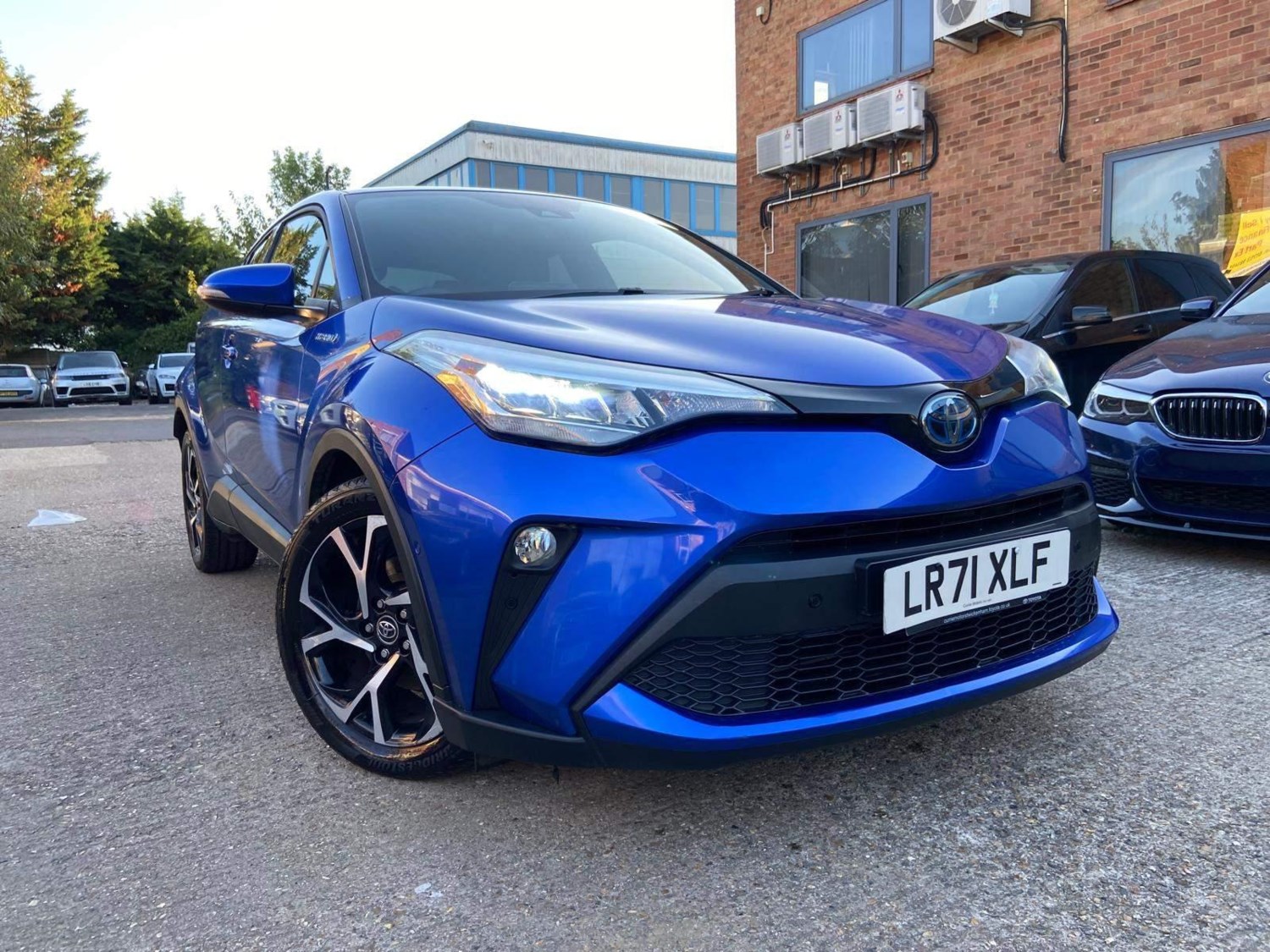 Toyota C-HR Listing Image