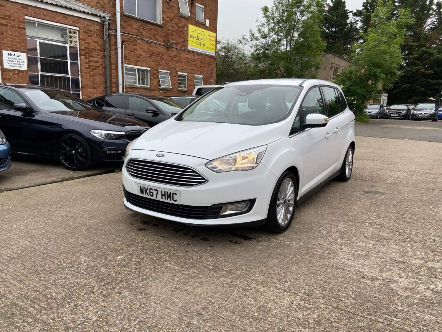 Ford Grand C-Max Listing Image