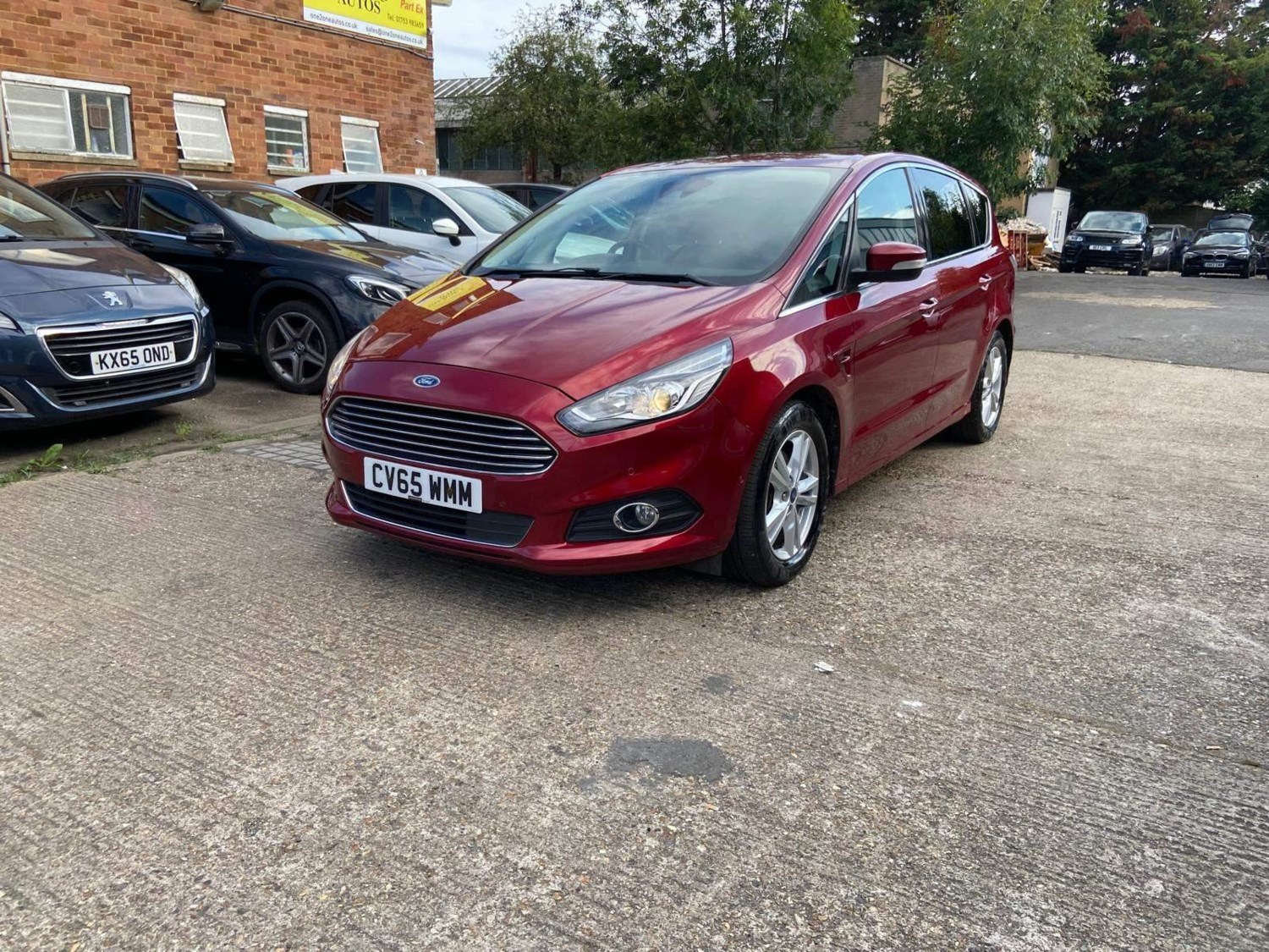 Ford S-Max Listing Image