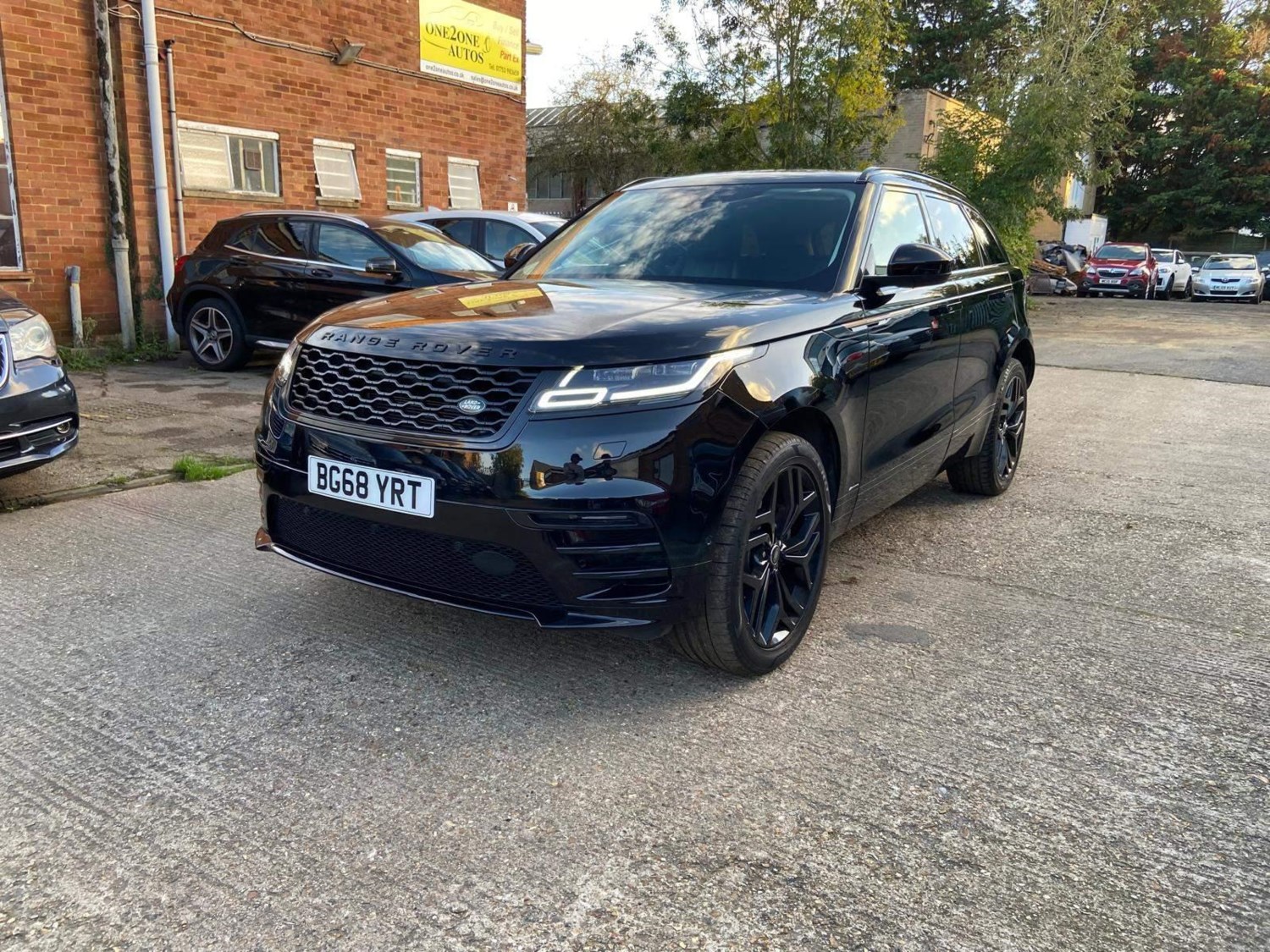 Land Rover Range Rover Velar Listing Image