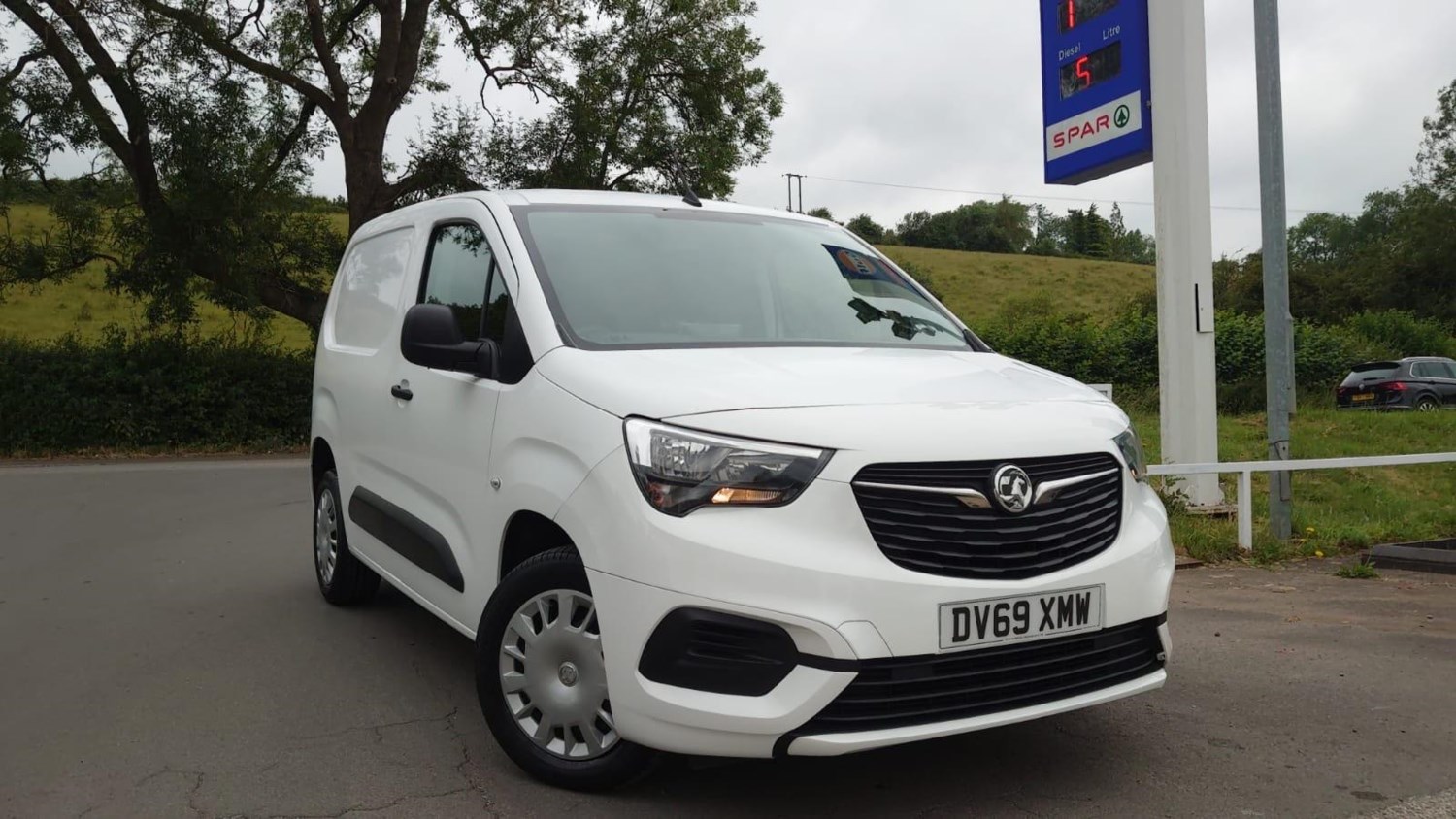 Vauxhall Combo Listing Image