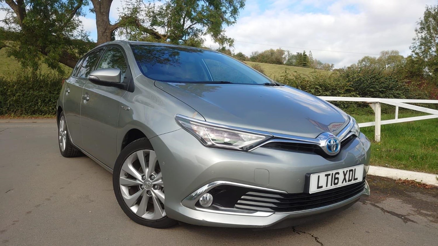 Toyota Auris Listing Image