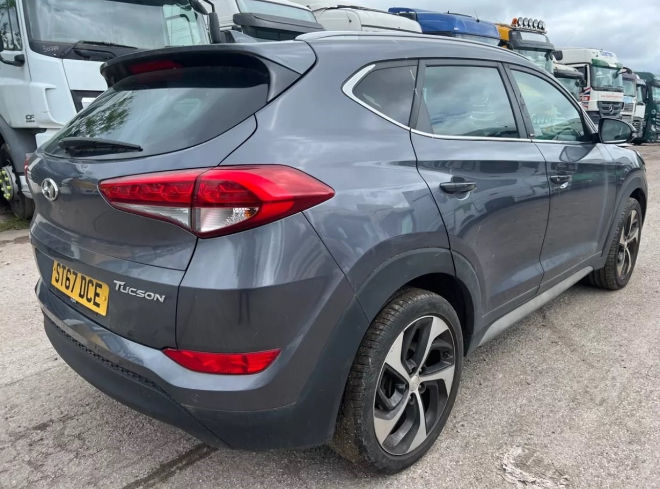 Hyundai TUCSON Listing Image