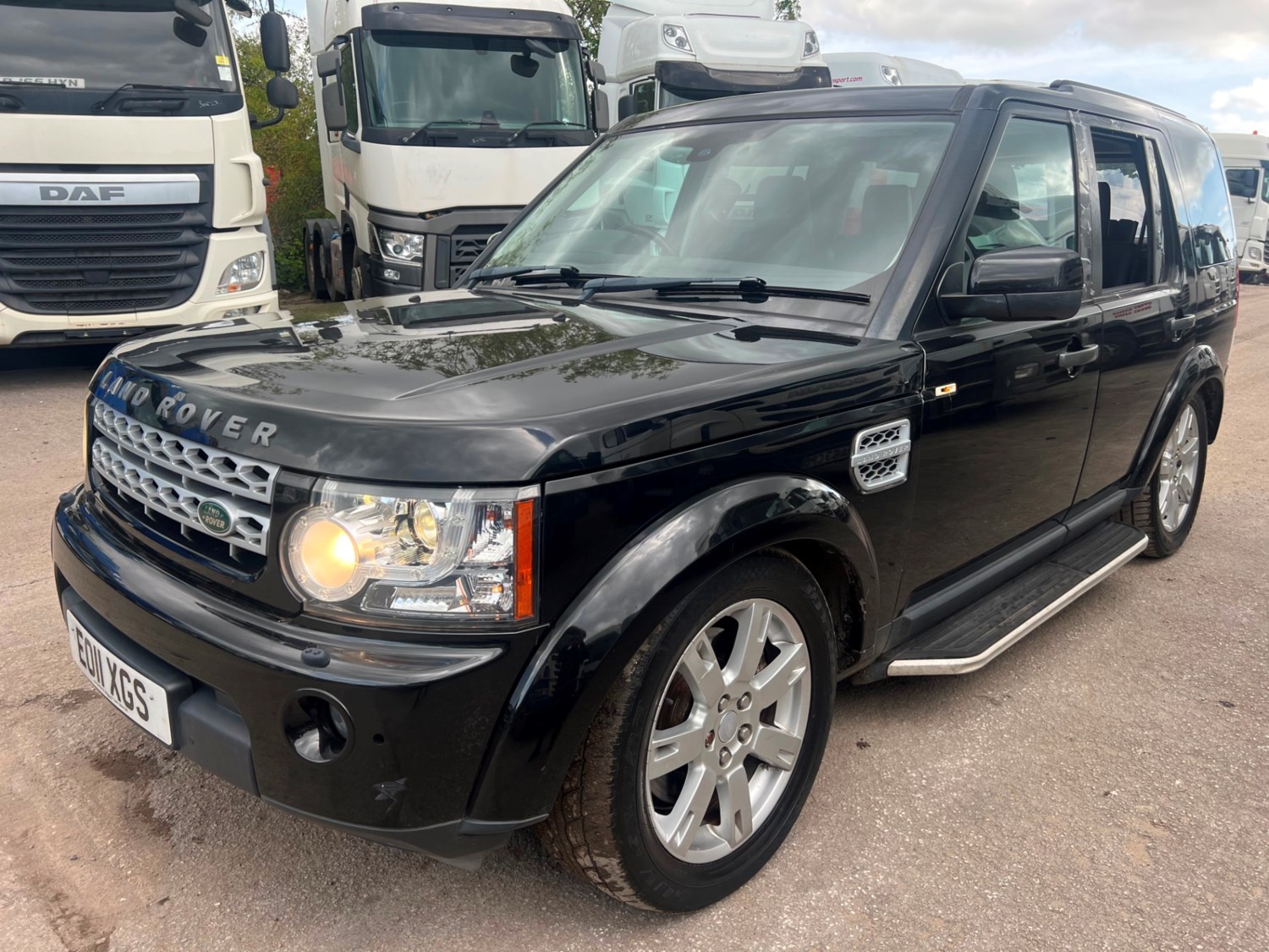 Land Rover Discovery Listing Image