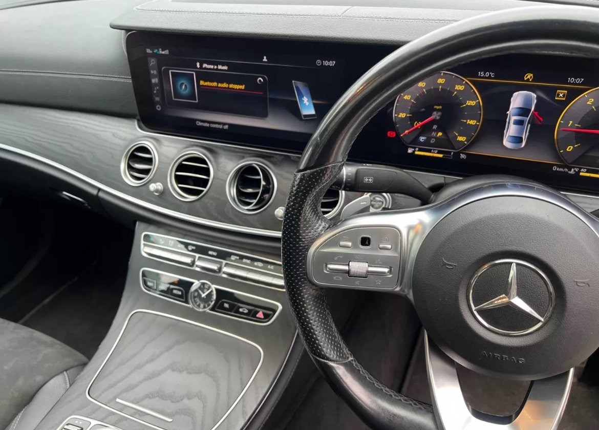 Mercedes-Benz E-Class Listing Image