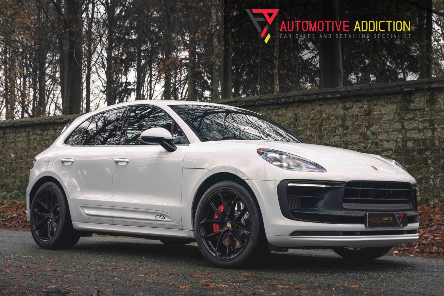 Porsche Macan Listing Image