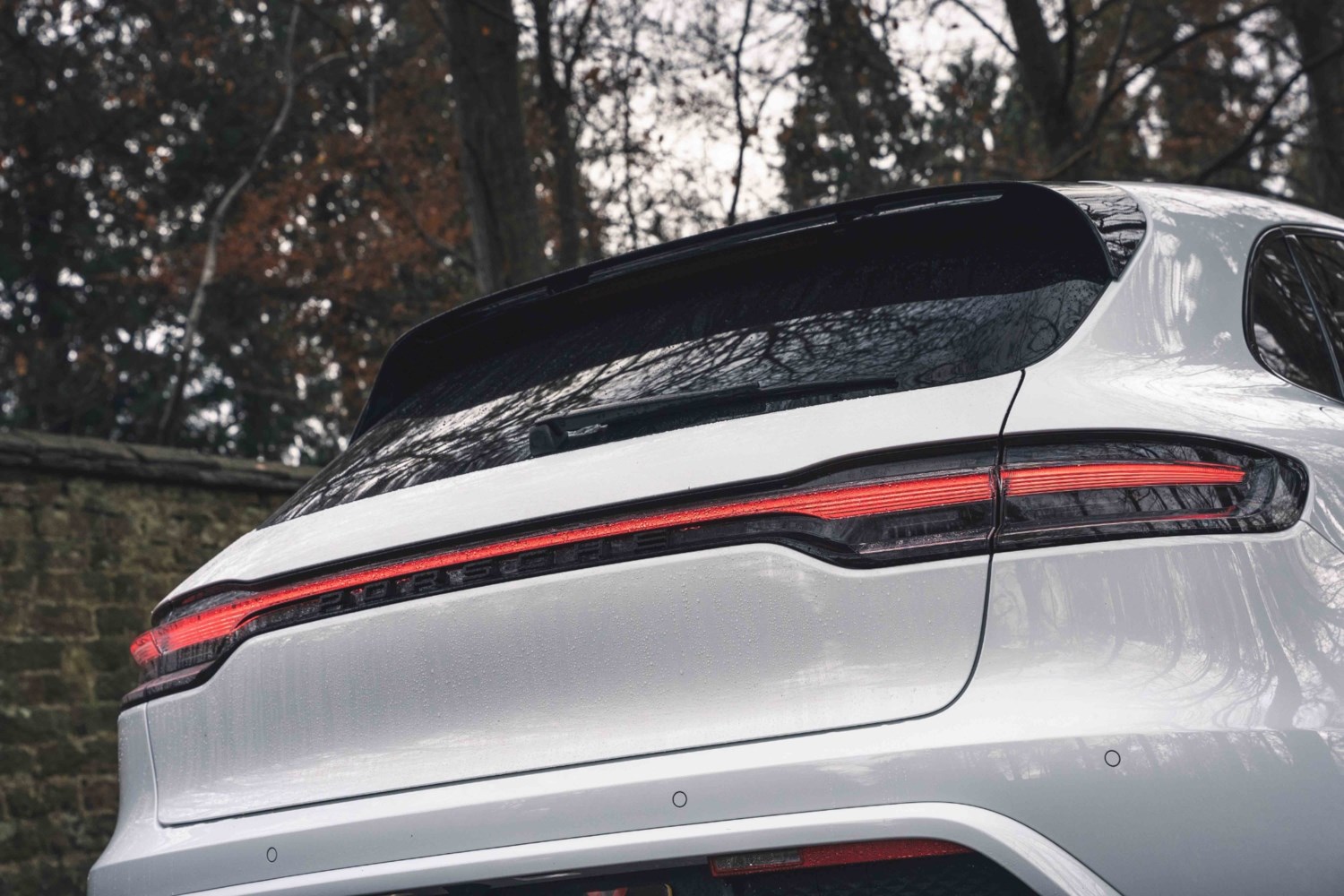 Porsche Macan Listing Image