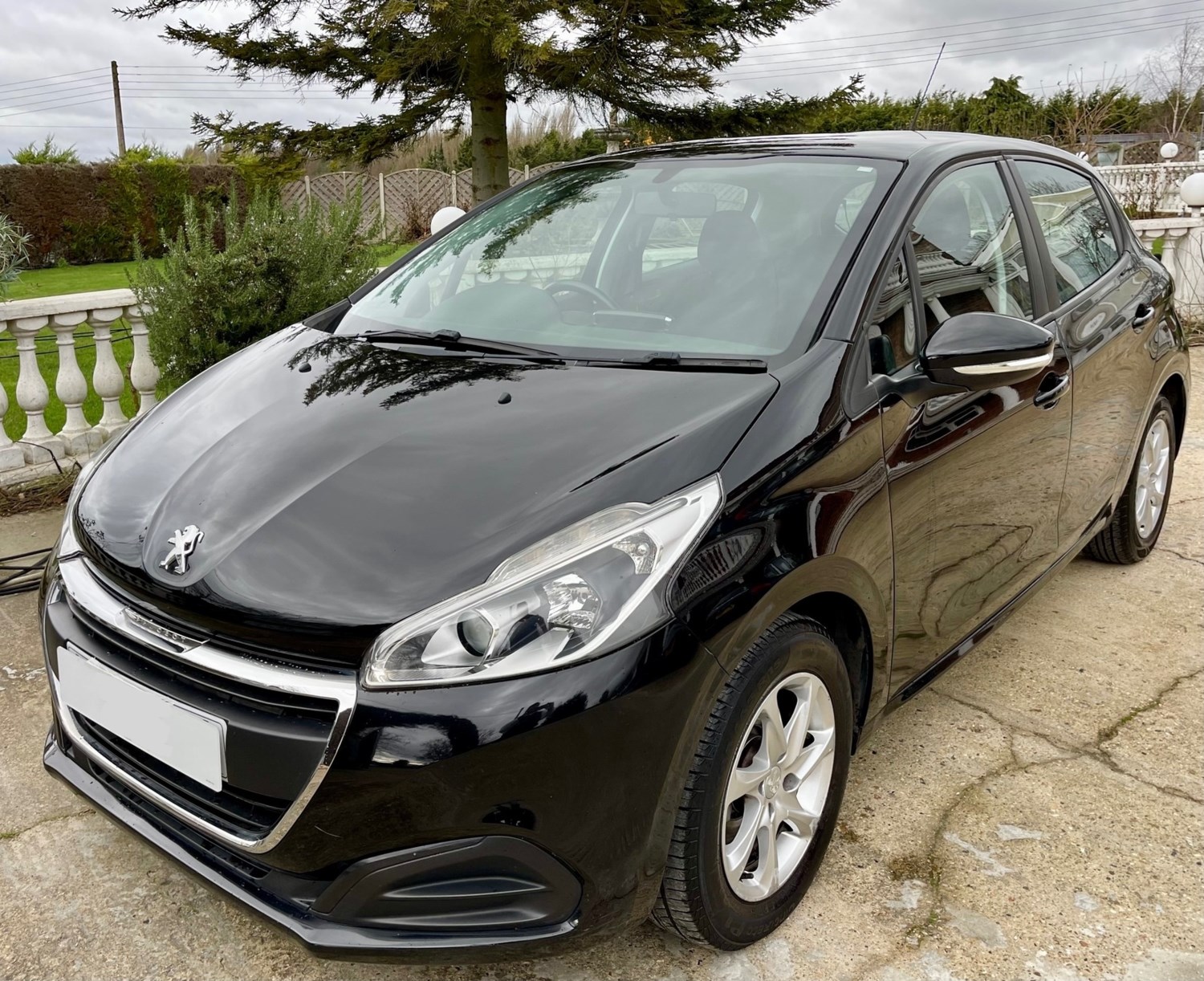 Peugeot 208 Listing Image