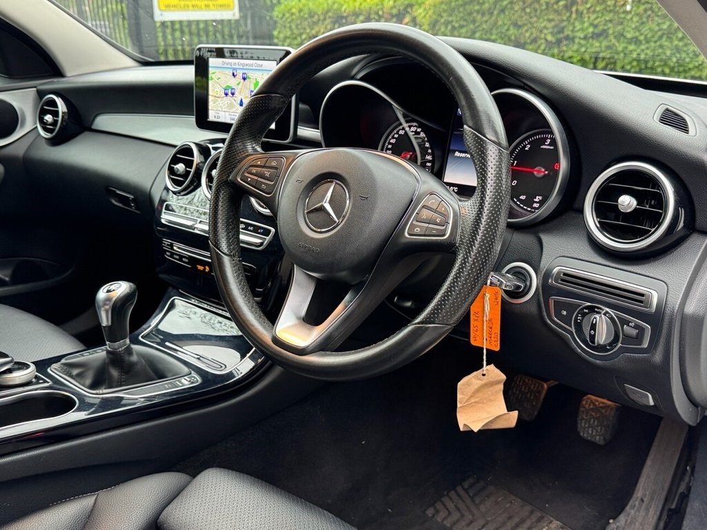 Mercedes-Benz C-Class Listing Image