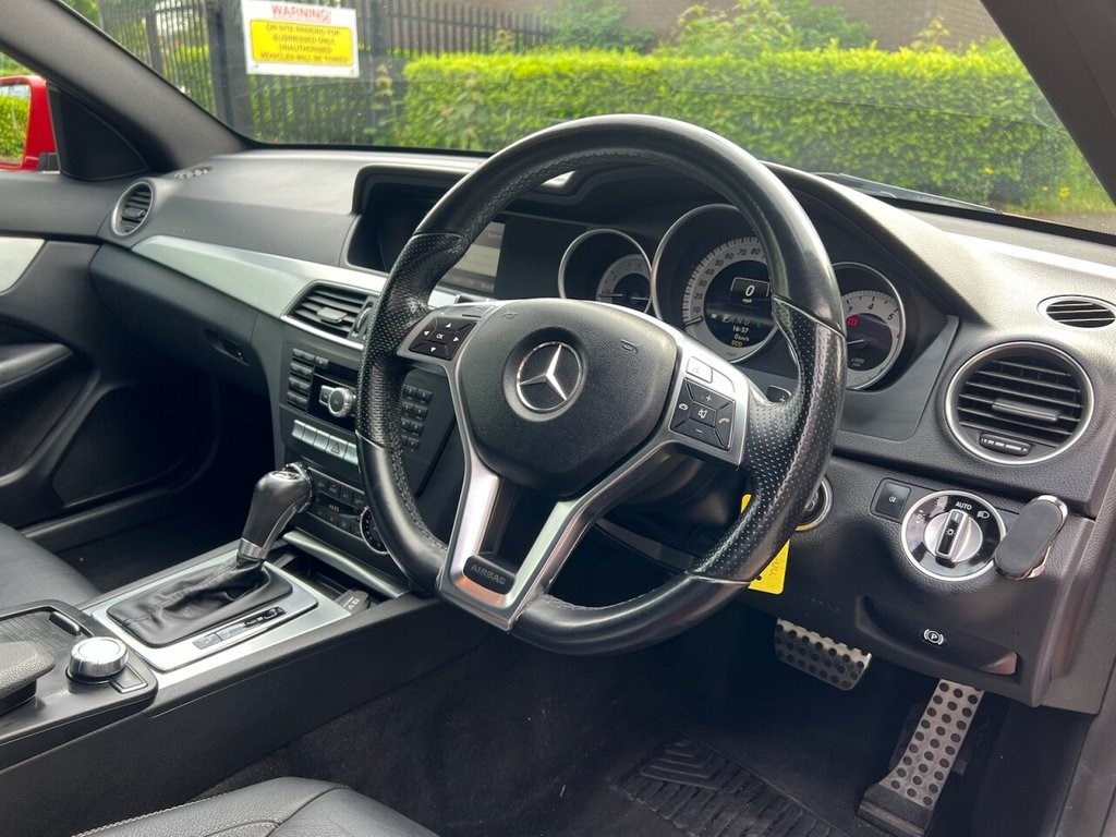 Mercedes-Benz C-Class Listing Image