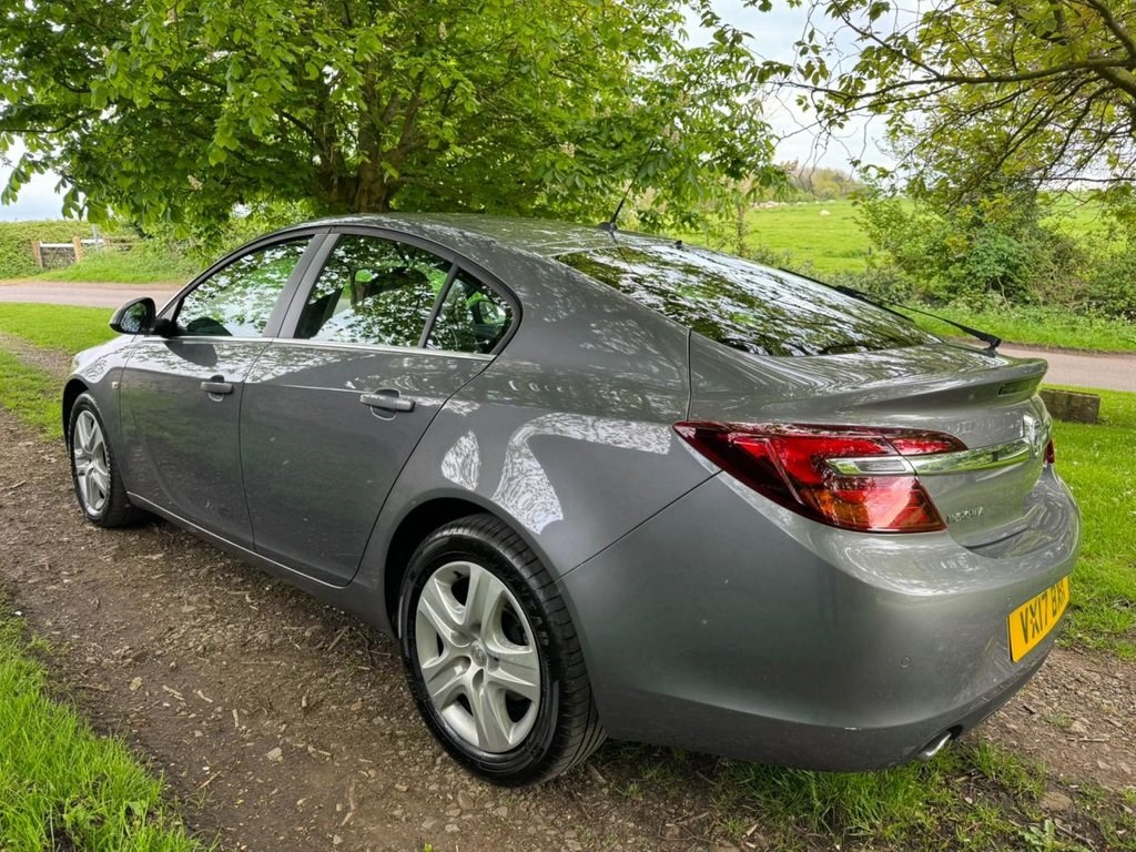 Vauxhall Insignia Listing Image