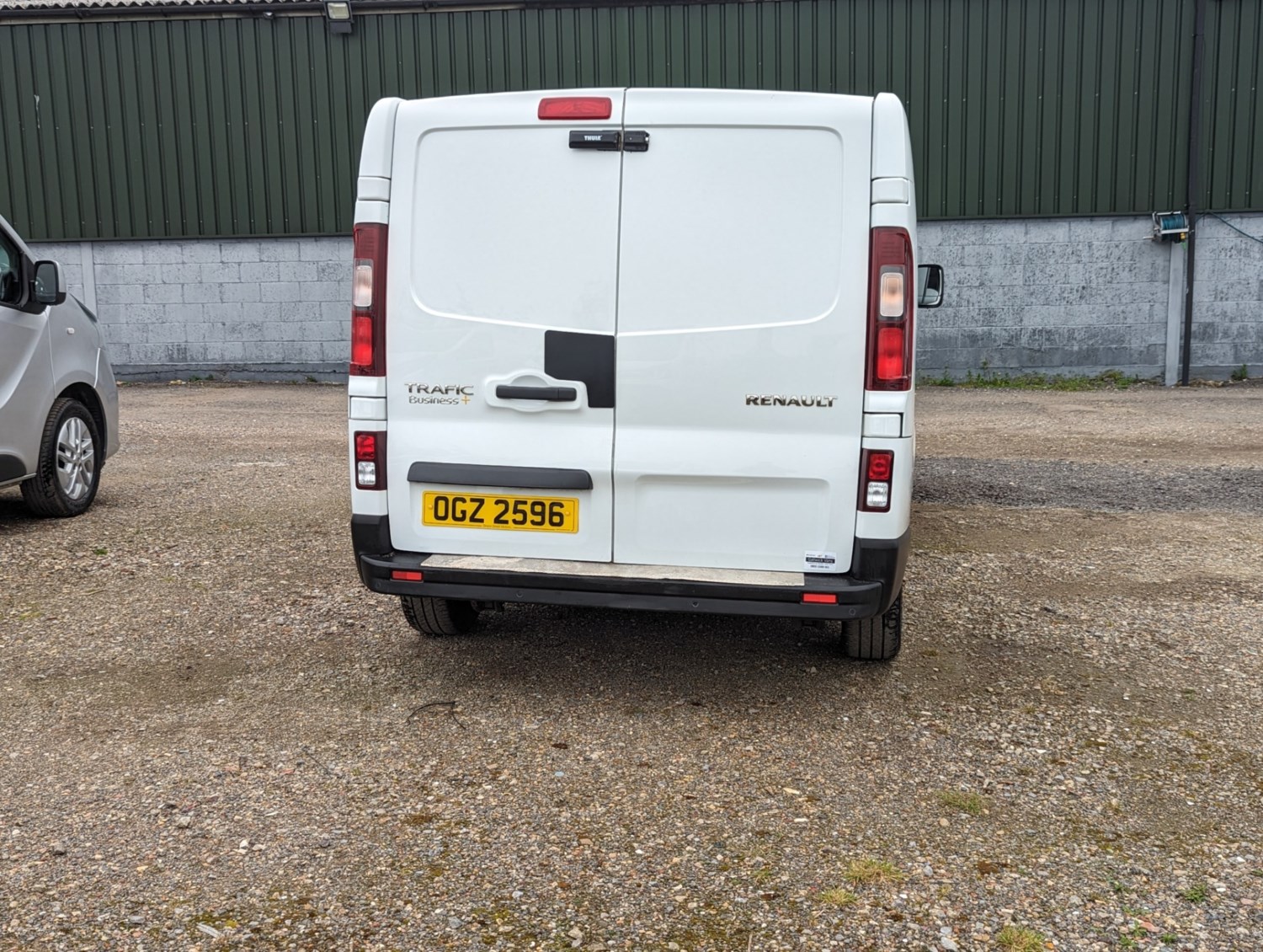 Renault Trafic Listing Image