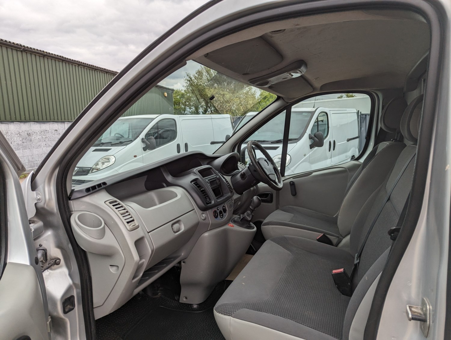 Vauxhall Vivaro Listing Image