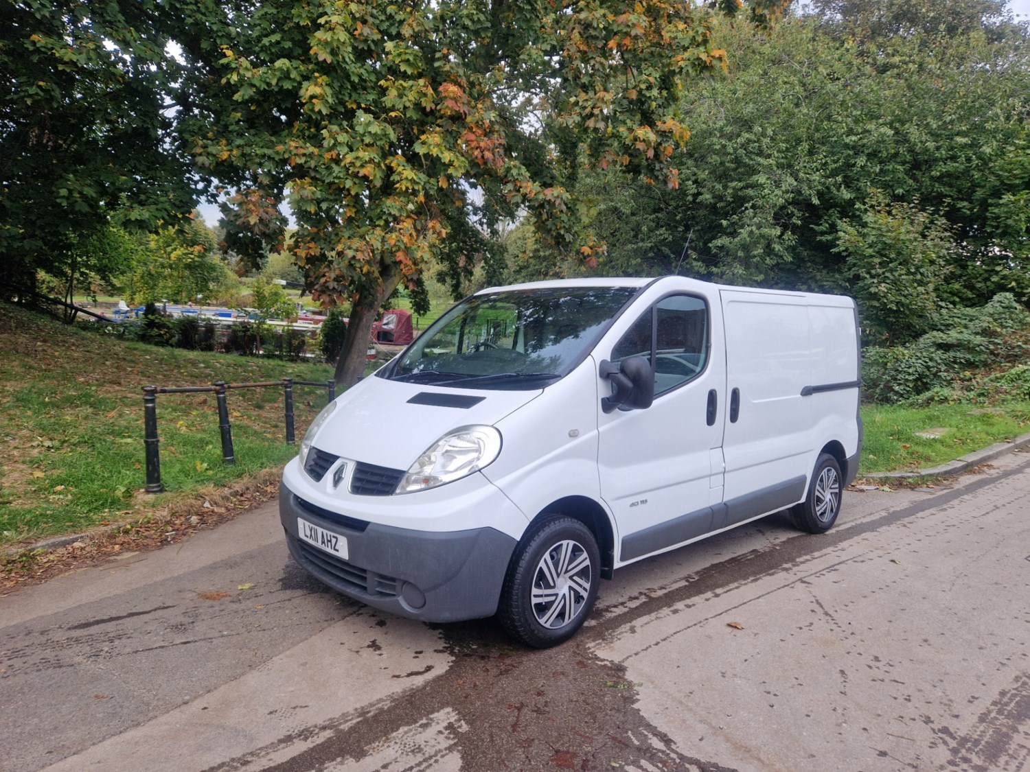 Renault Trafic Listing Image