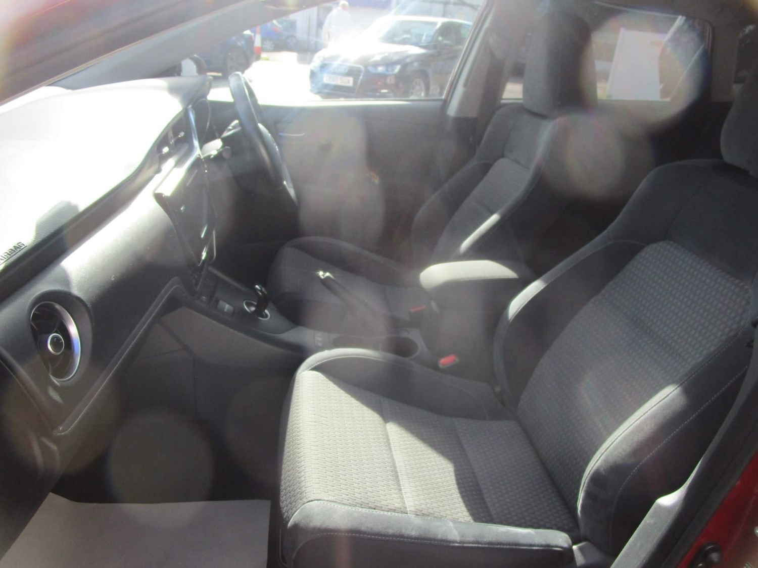 Toyota Auris Listing Image