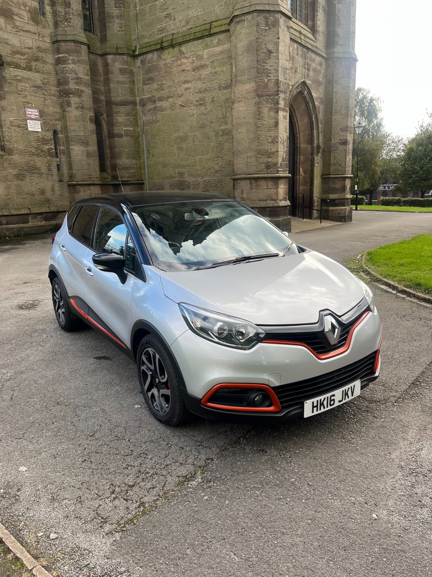 Renault Captur Listing Image