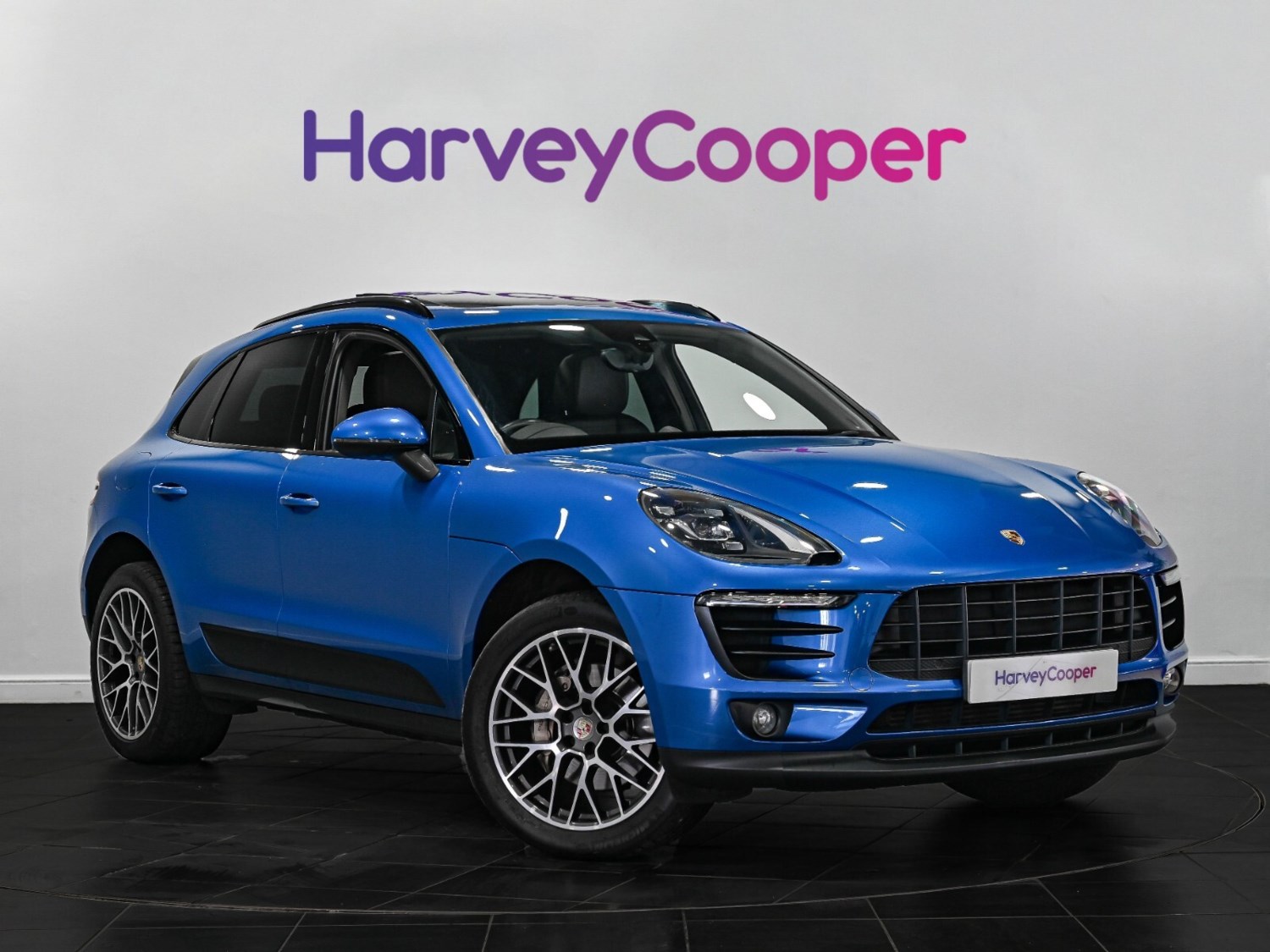 Porsche Macan Listing Image