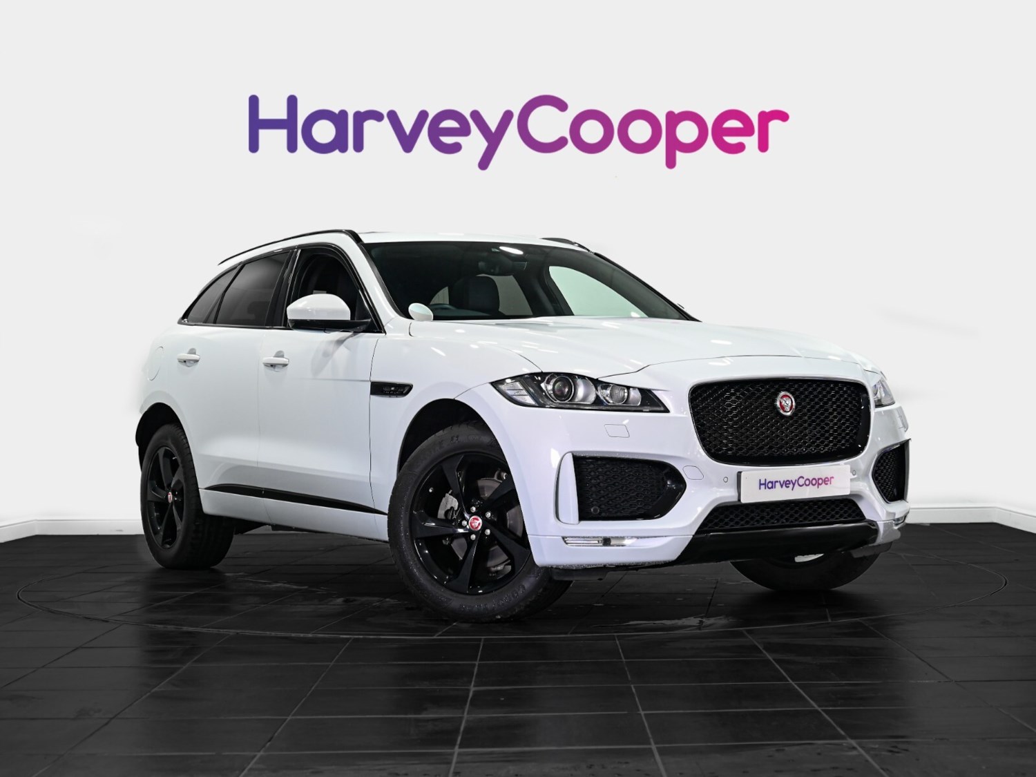 Jaguar F-PACE Listing Image