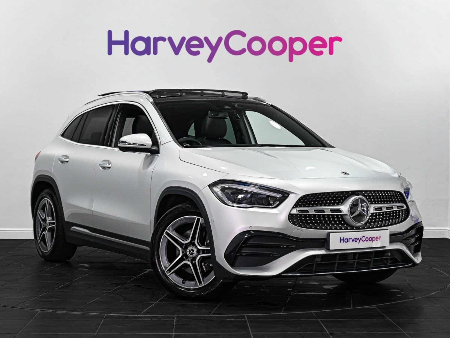 Mercedes-Benz GLA Listing Image