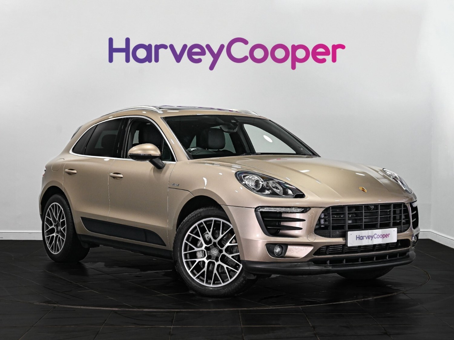 Porsche Macan Listing Image