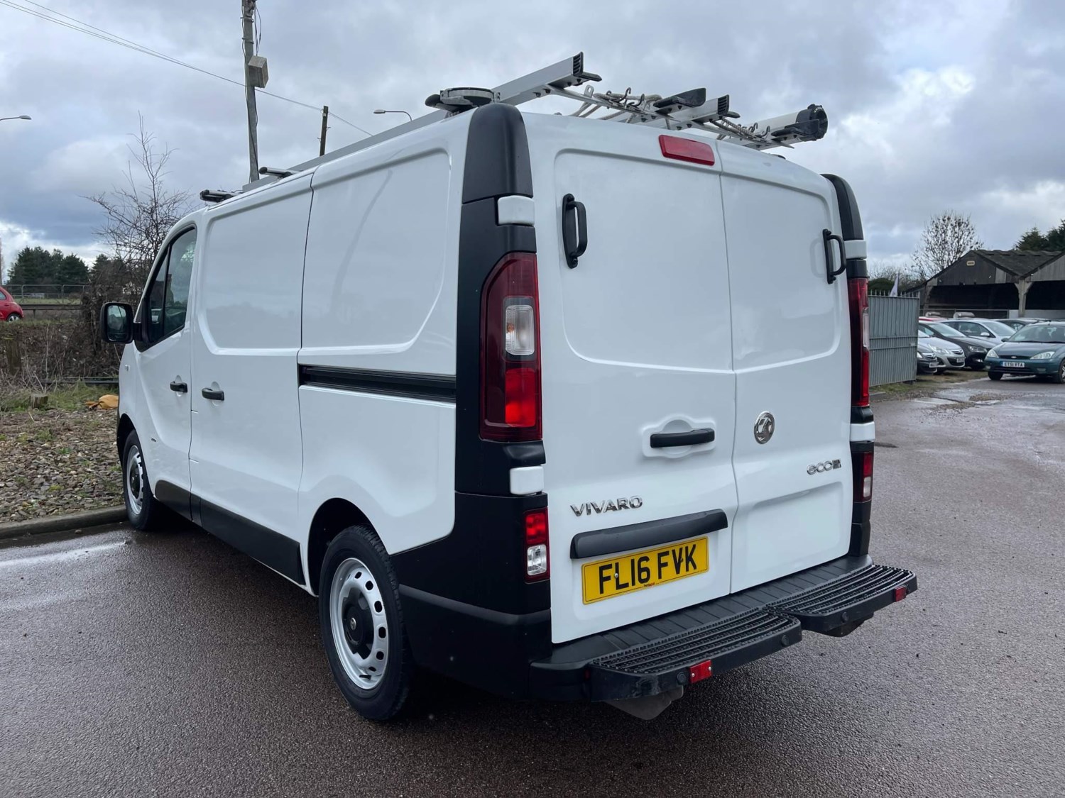 Vauxhall Vivaro Listing Image