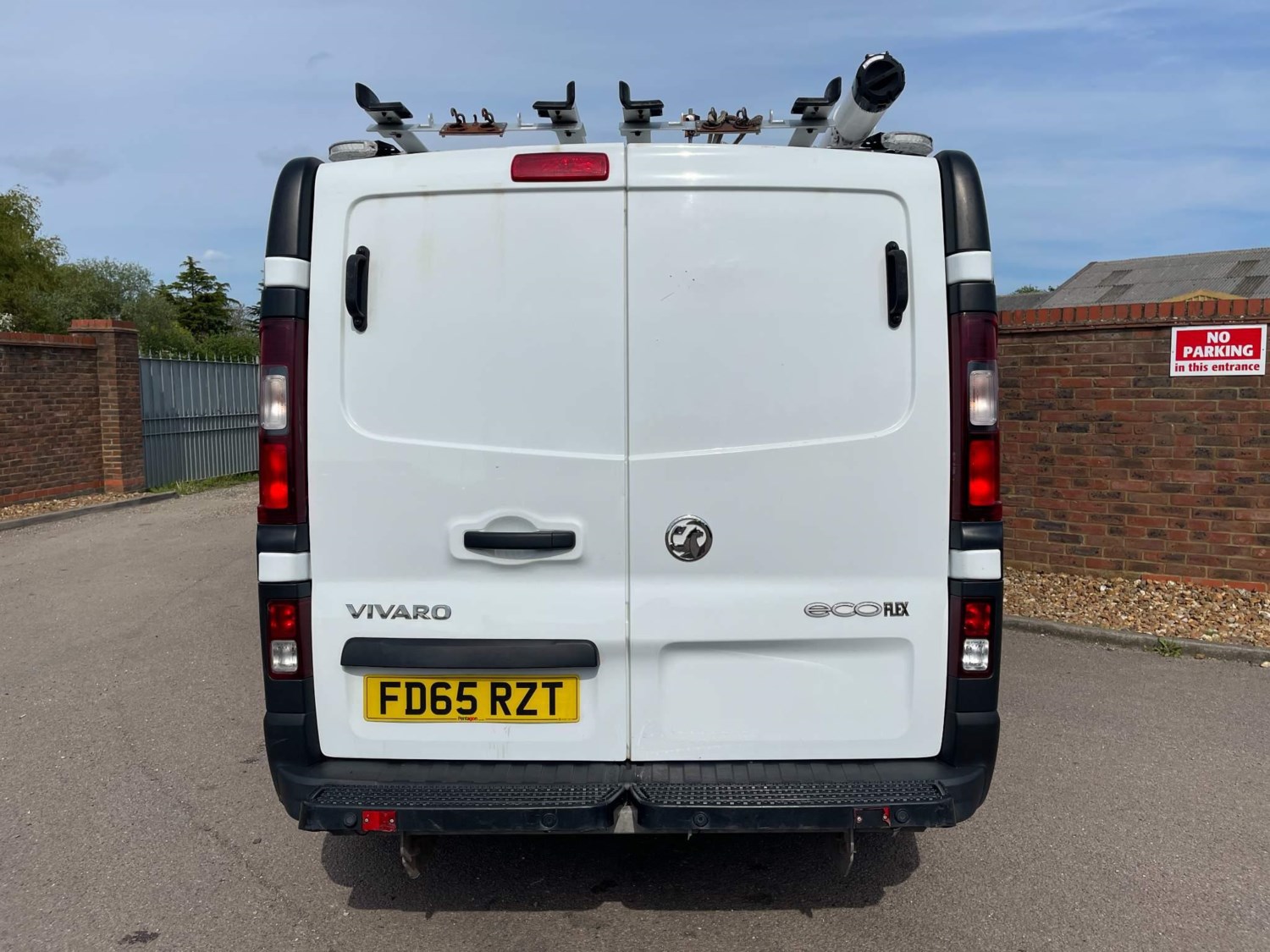 Vauxhall Vivaro Listing Image