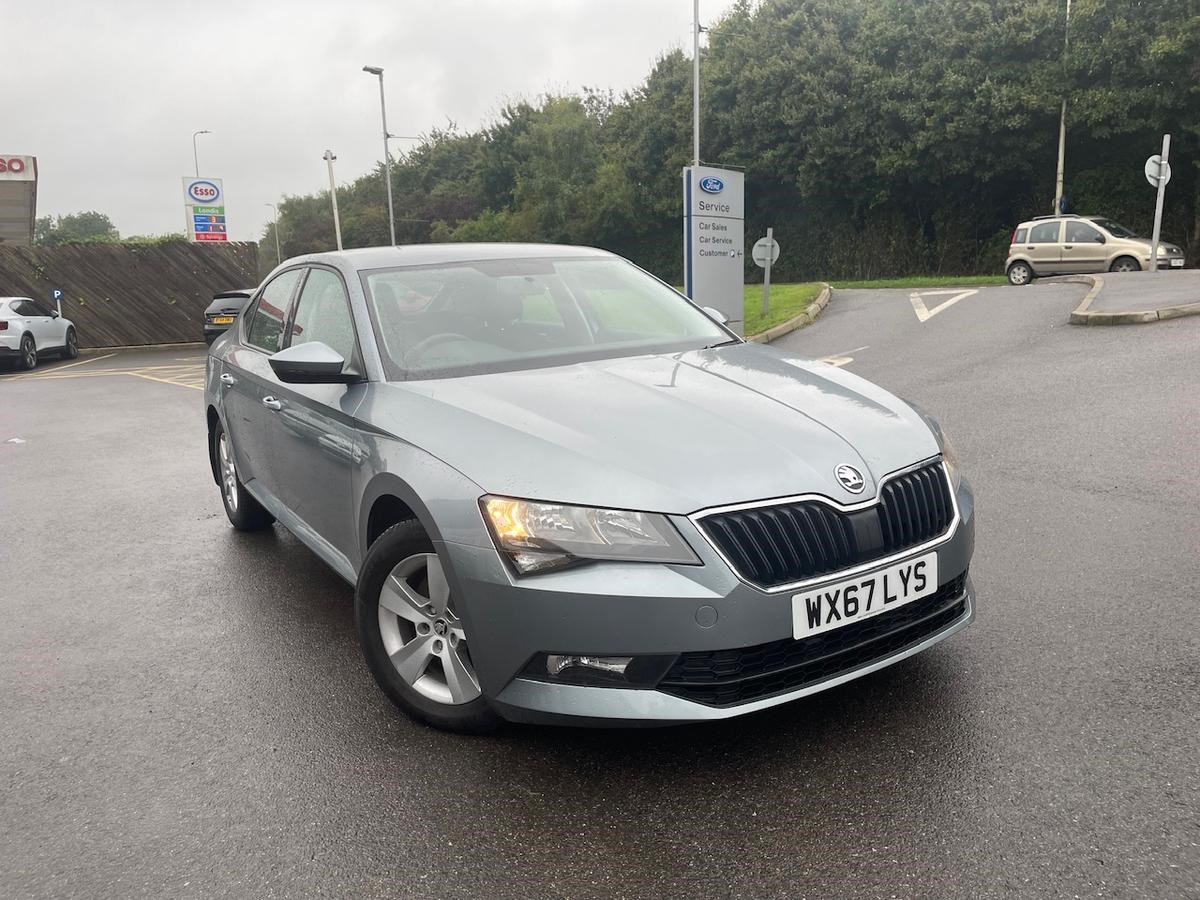 Skoda Superb Listing Image