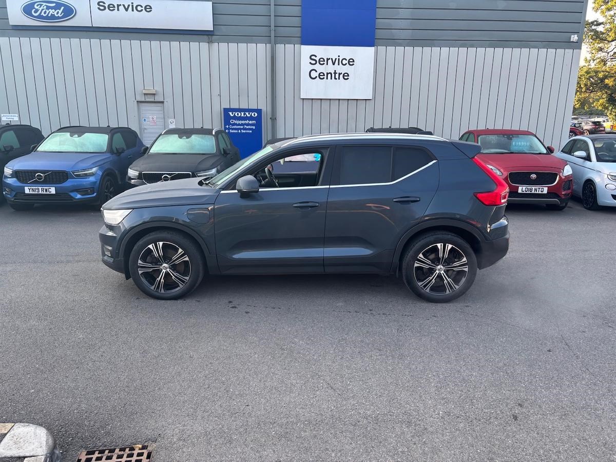 Volvo XC40 Listing Image