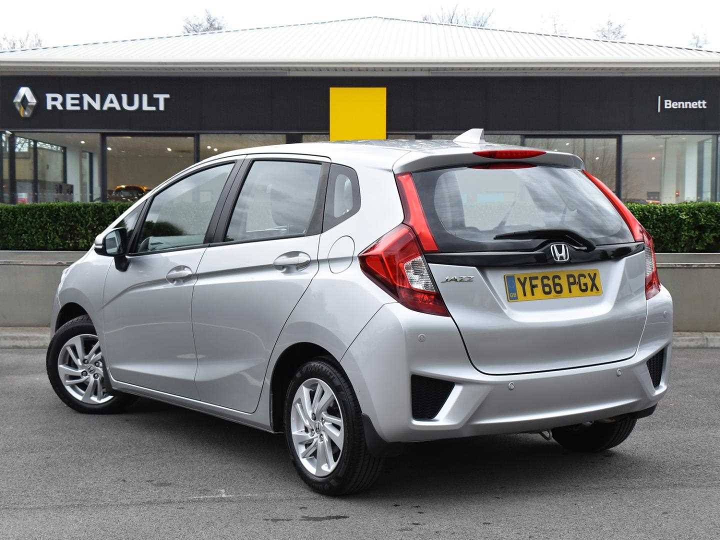 Honda Jazz Listing Image