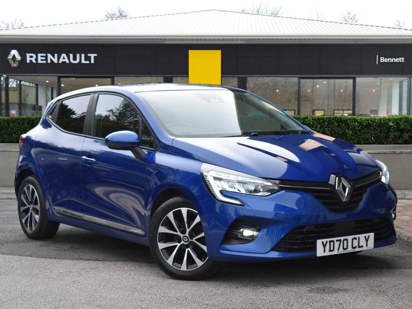 Renault Clio Listing Image