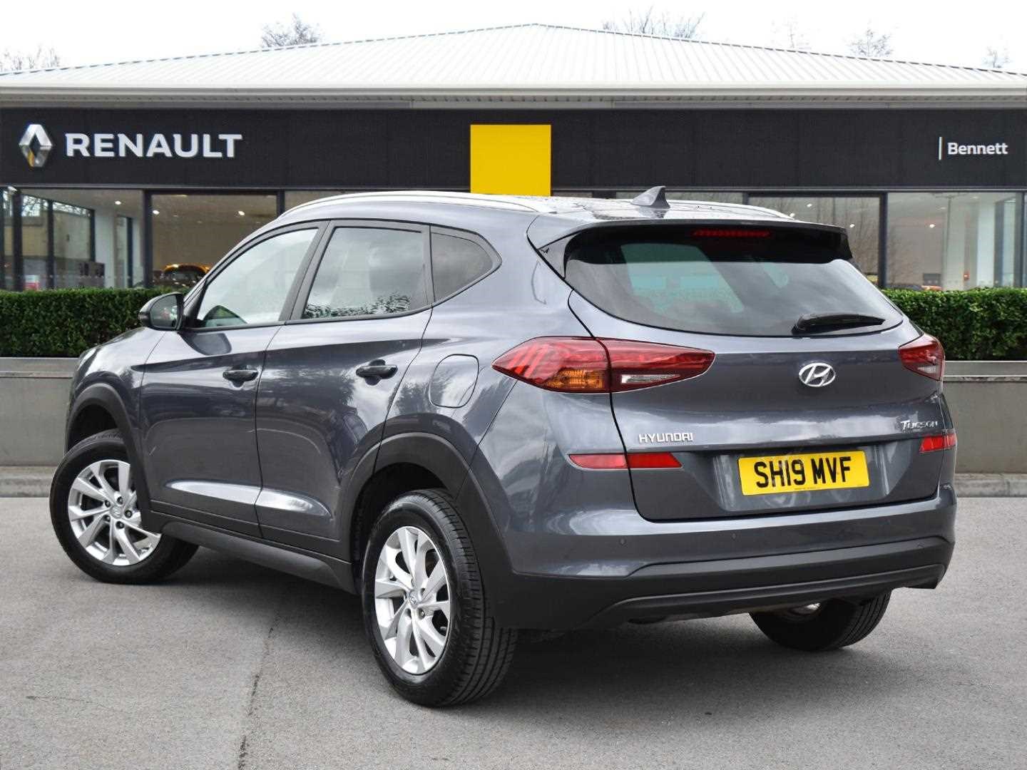 Hyundai TUCSON Listing Image