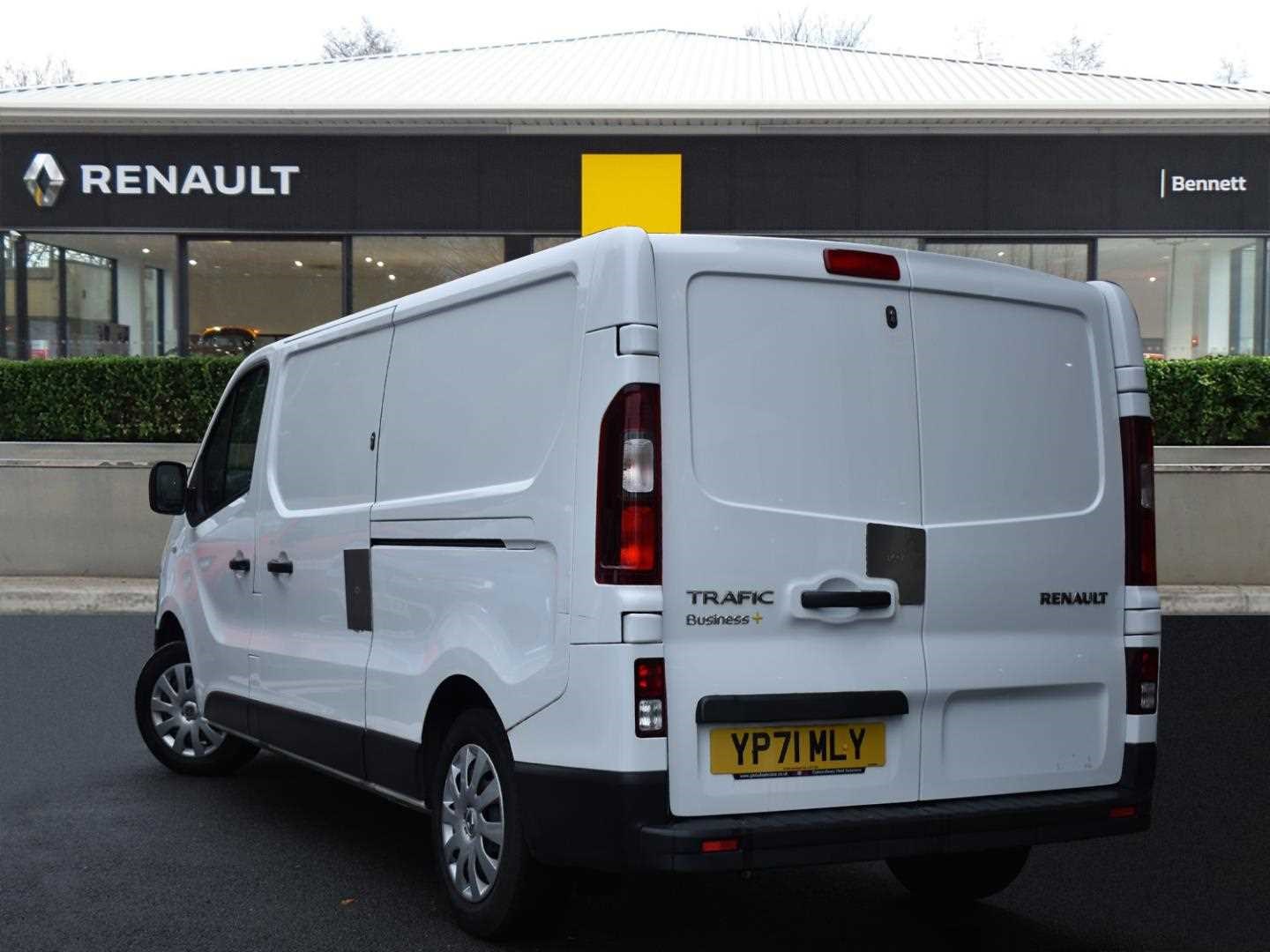 Renault Trafic Listing Image