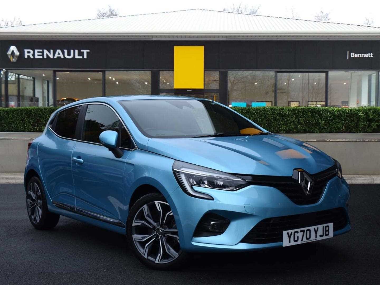 Renault Clio Listing Image