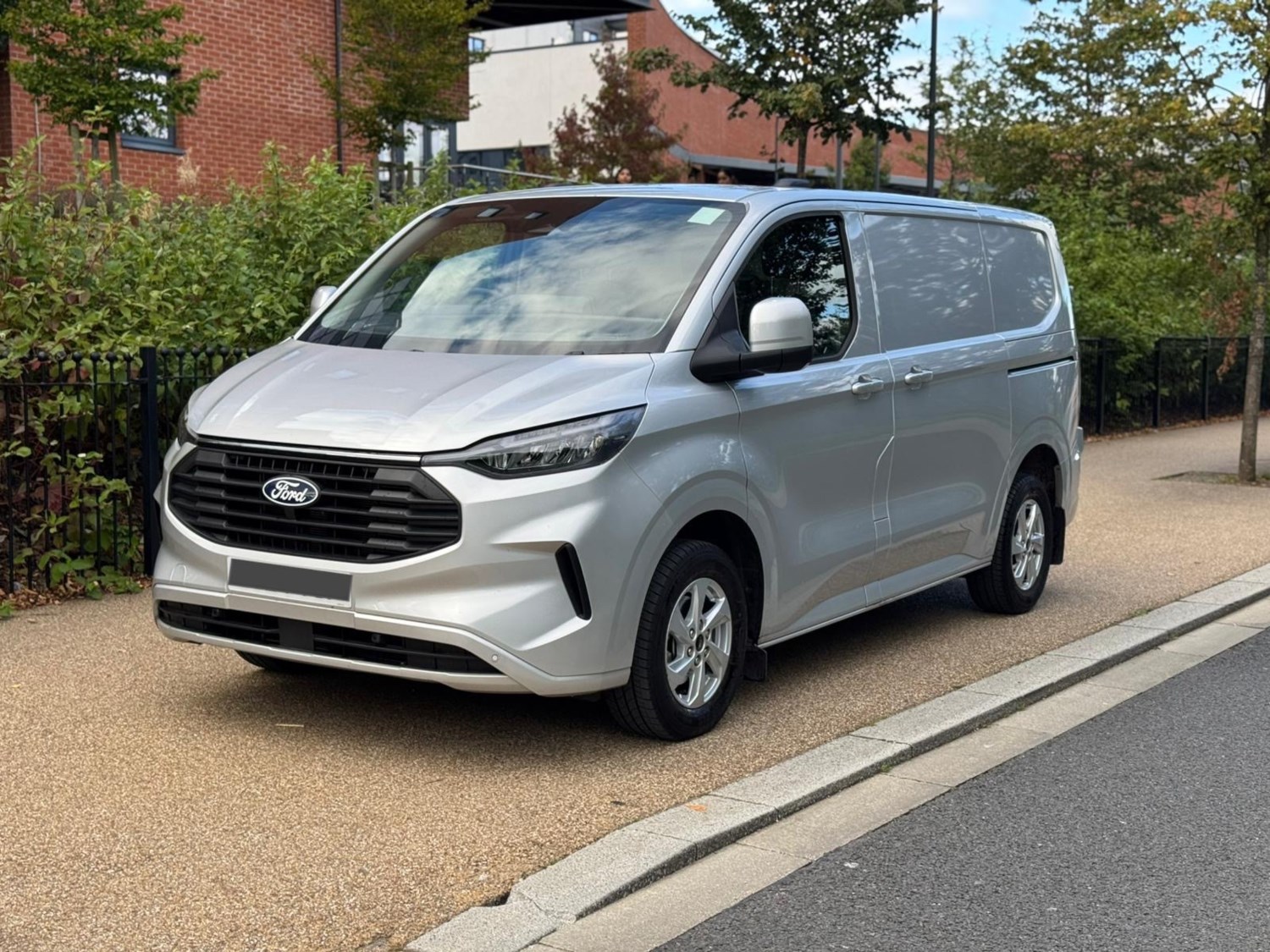 Ford Transit Custom Listing Image