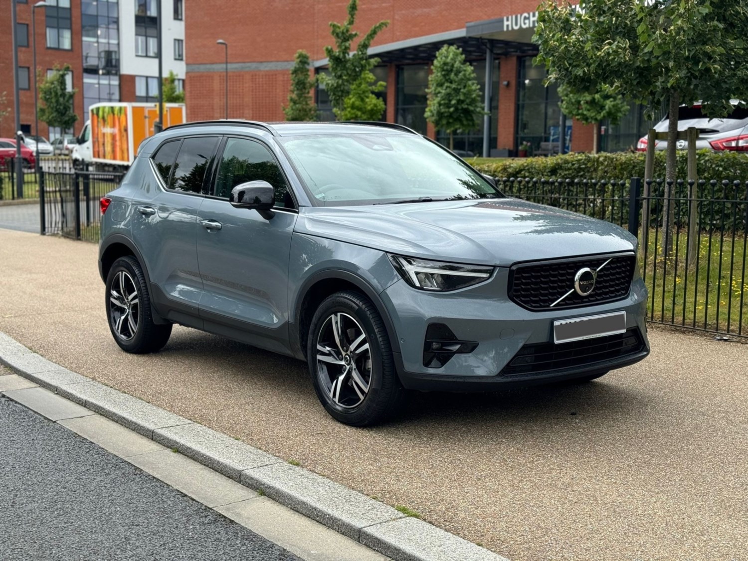 Volvo XC40 Listing Image