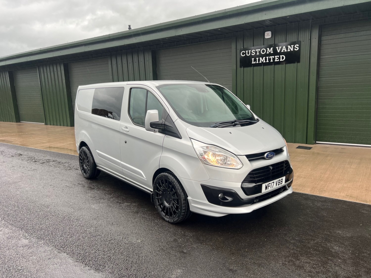 Ford Transit Custom Listing Image