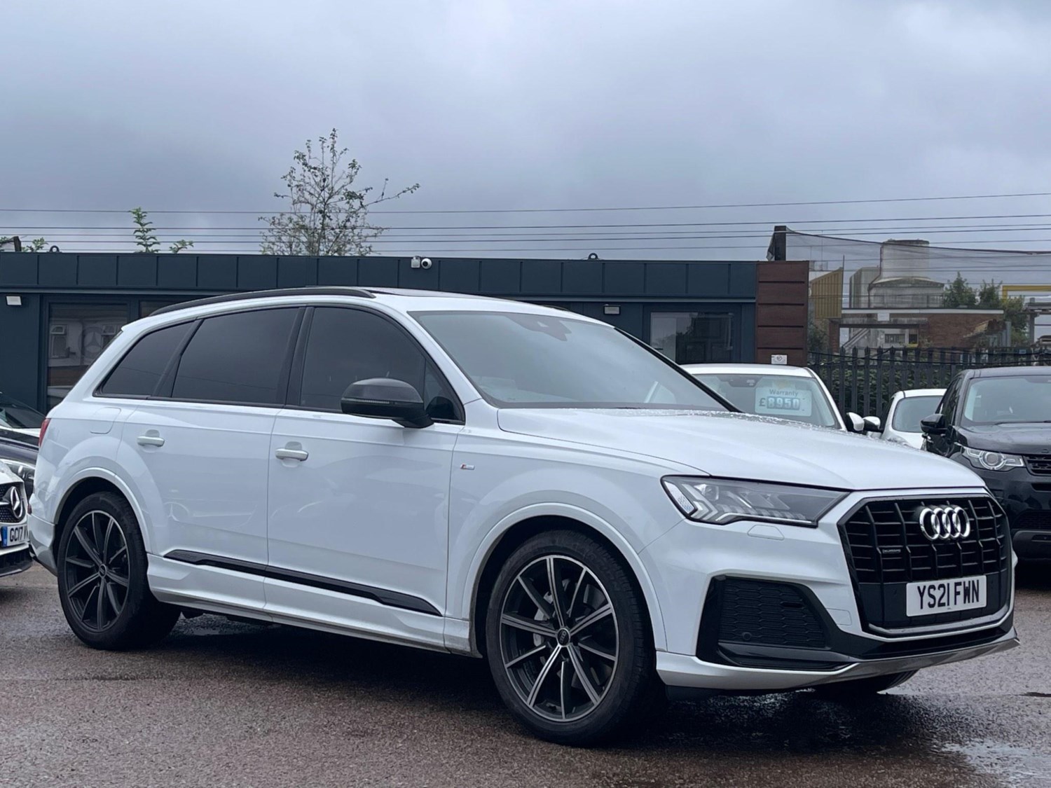 Audi Q7 Listing Image