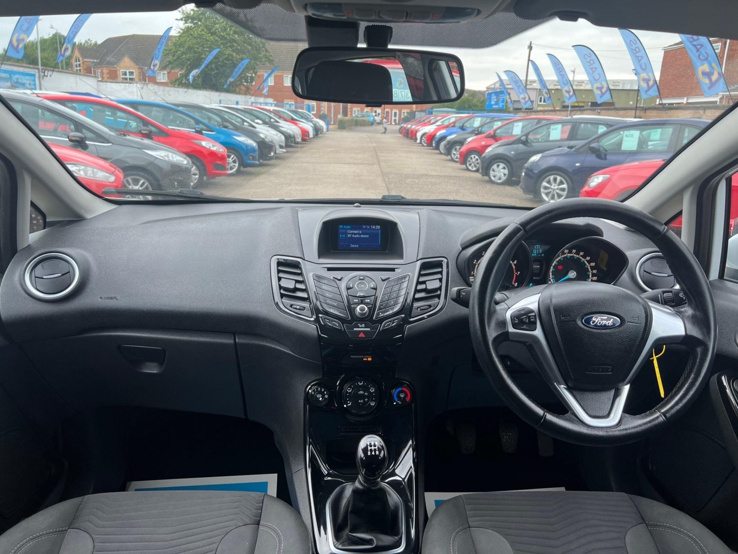 Ford Fiesta Listing Image