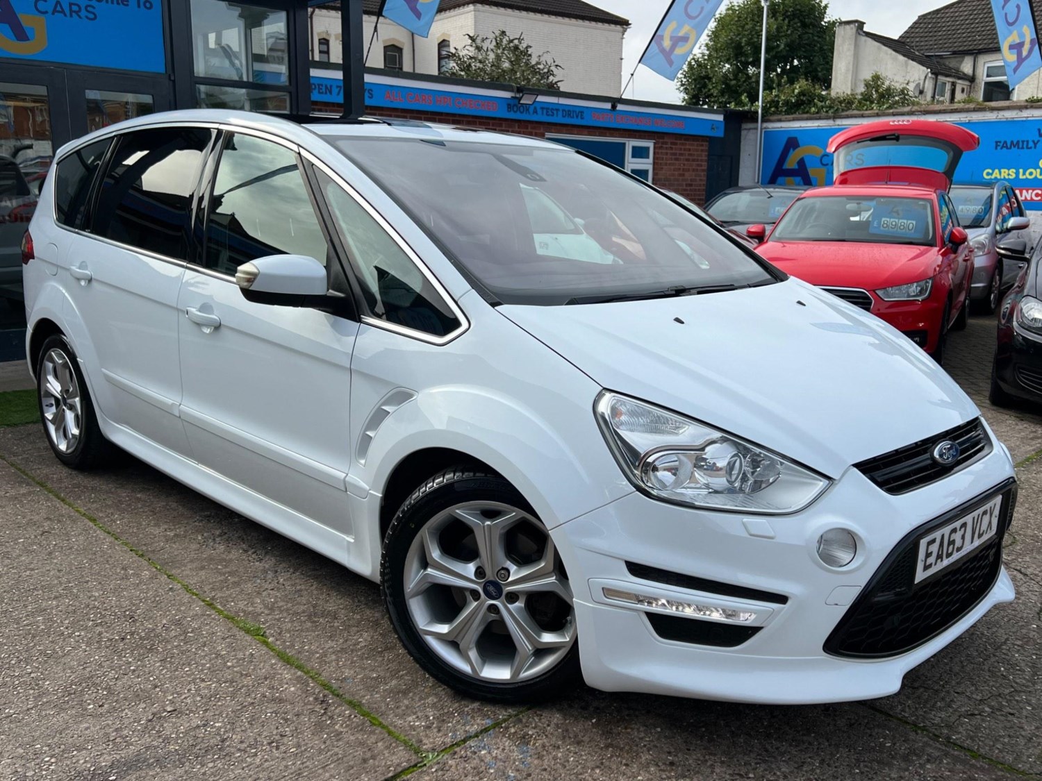 Ford S-Max Listing Image