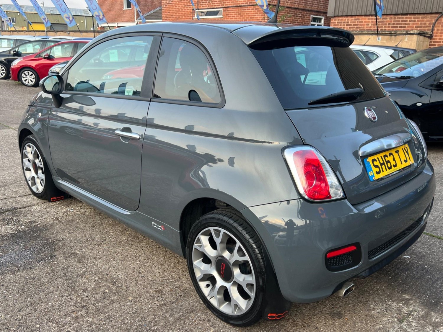 Fiat 500 Listing Image