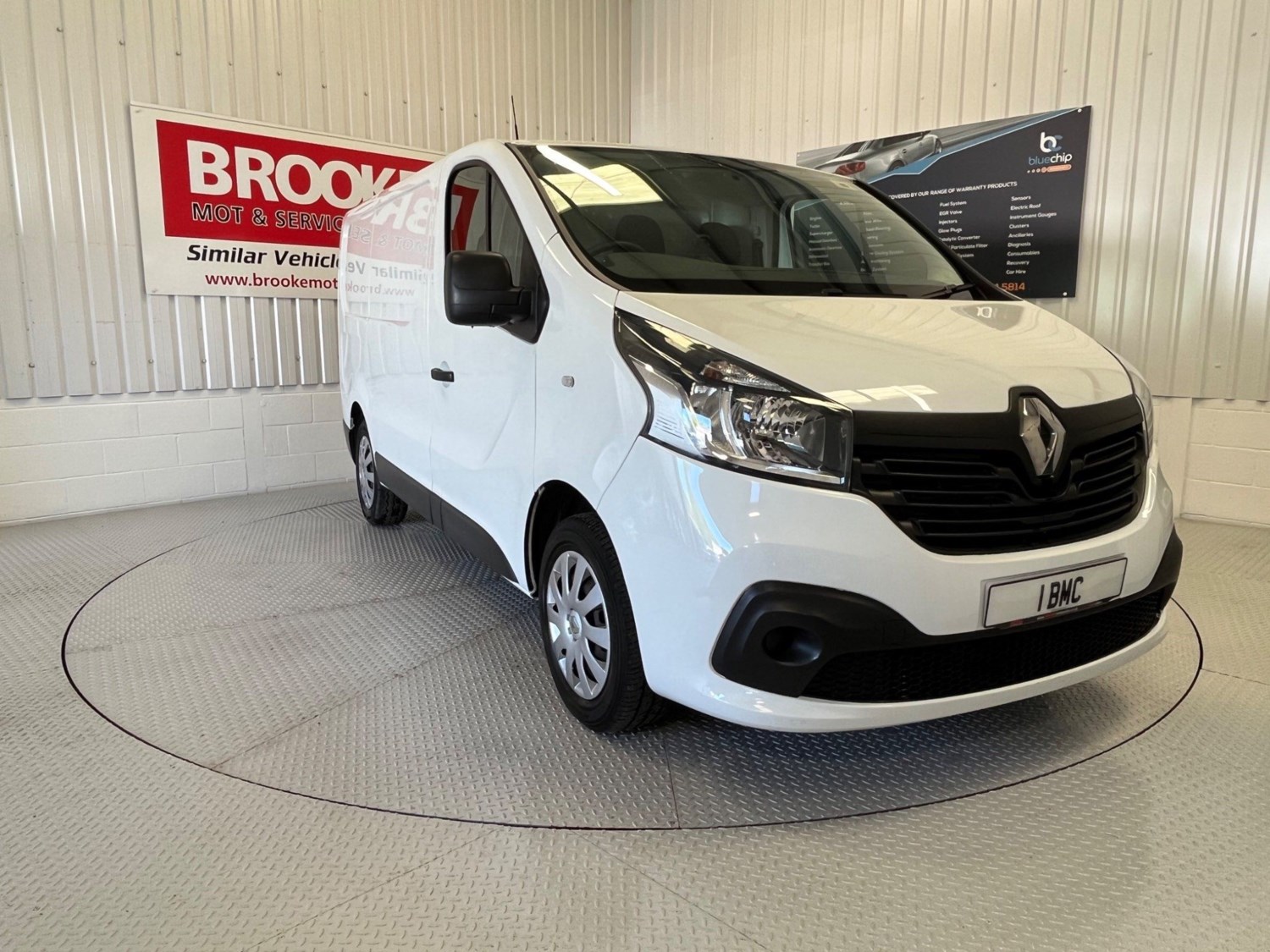 Renault Trafic Listing Image