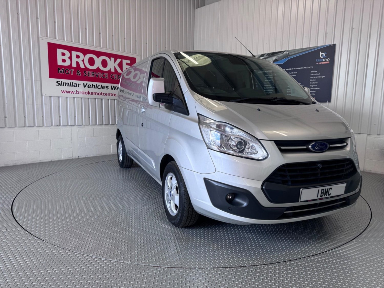 Ford Transit Custom Listing Image